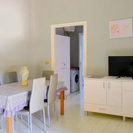 Apartmán Gorgeous In With Swimming Pool Drapia