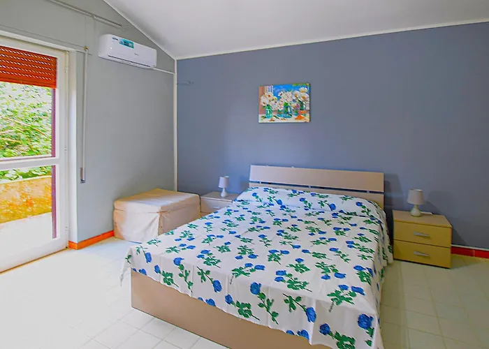 Gorgeous In With Swimming Pool Drapia