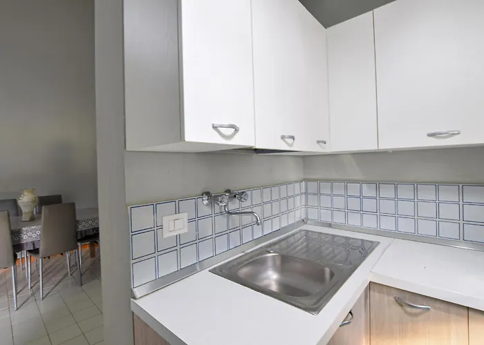 Apartment Gorgeous In With Swimming Pool *